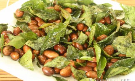 Vegetarian Recipe: Stir-Fried Groundnut Kernels with Curry Leaves