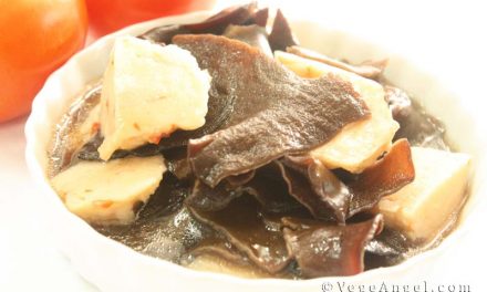 Vegetarian Recipe: Simmered Wood Ear Mushrooms in Mushroom Sauce