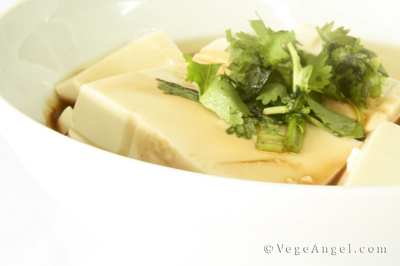 Vegetarian Recipe: Steamed Soft Tofu in Mushroom Sauce