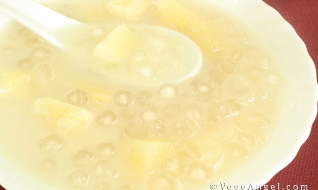 Vegetarian Recipe: Cassava and Sago Pearls Dessert Soup