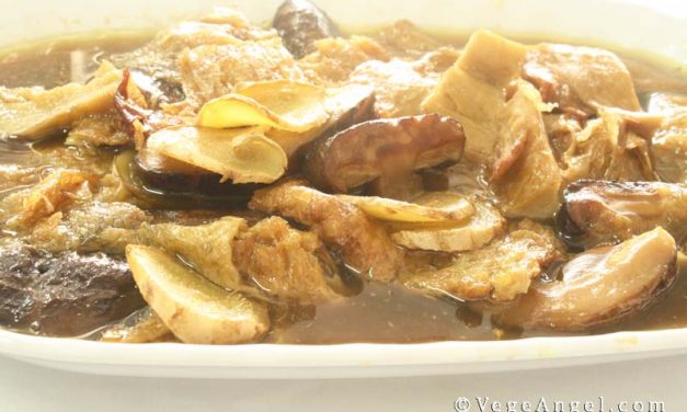 Vegetarian Recipe: Simmered Ginger and Bean Curd Sticks in Mushroom Sauce