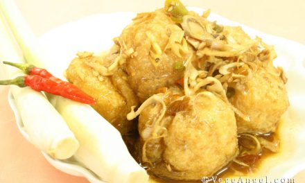 Vegetarian Recipe: Sauteed Bean Curd Puffs with Lemongrass