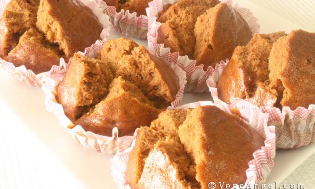 Vegetarian Recipe: Steamed Brown Sugar Cupcakes