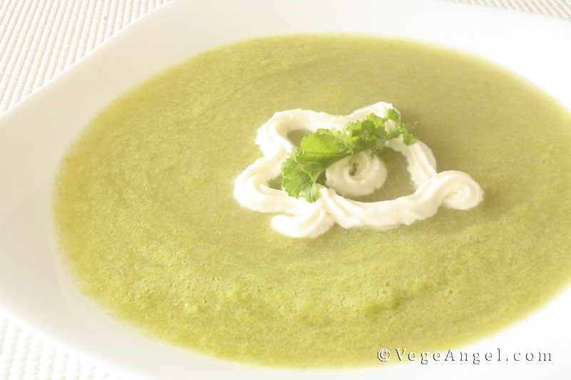 Vegetarian Recipe: Asparagus, Potato and Soy Milk Soup
