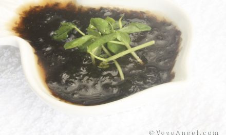 Vegetarian Recipe: Seaweed with Vinegar Sauce