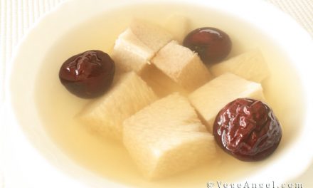 Vegetarian Recipe: Yam and Red Date Dessert Soup