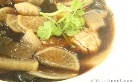 素食食谱：黑醋焖海带白萝卜