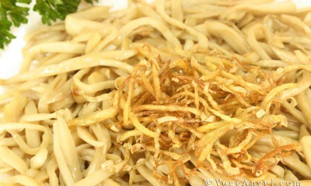 Vegetarian Recipe: Stir-Fried King Oyster Mushroom Strips with Sesame Oil