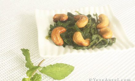 Vegetarian Recipe: Fried Cashew Nuts with Mint Leaves