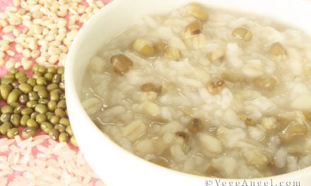 Vegetarian Recipe: Mung Bean and Coix Seed Porridge