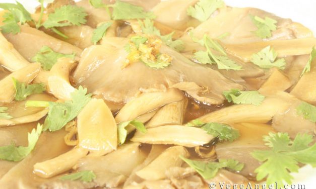 Vegetarian Recipe: Steamed Abalone Mushrooms with Sesame Oil