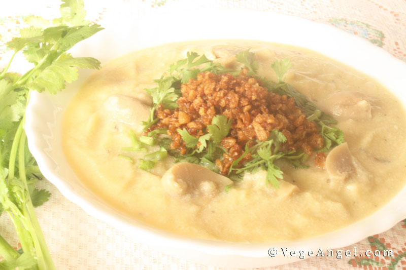 Vegan Recipe: Cream of Potato and Mushroom Soup