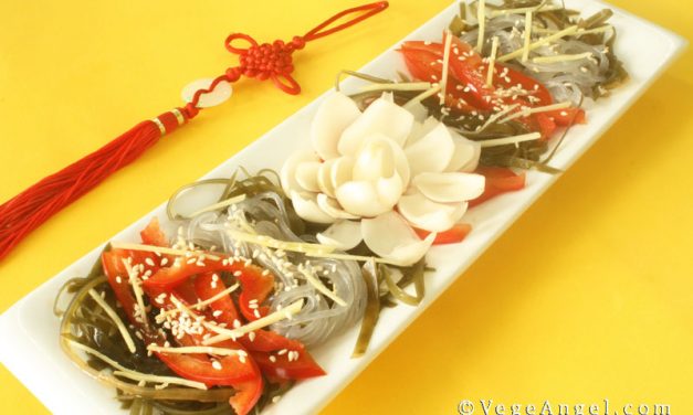 Vegan Recipe: Lily Bulb, Kelp and Bell Pepper Chinese Salad