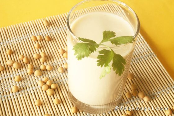 How to Make Soy Milk 如何自制豆浆