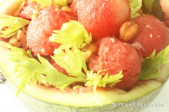 Refreshing Fruit and Veggie Salad in Watermelon Basket 清凉可口香菜西瓜盅