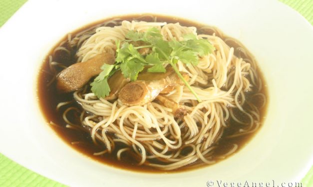 Vegan Recipe: Spaghetti with Balsamic Vinegar Sauce