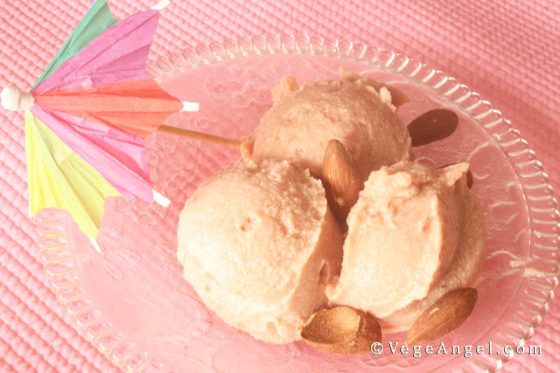 Strawberry and Sweet Potato Ice Cream 纯素草莓雪糕