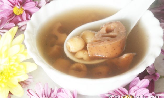 素食食谱：莲子莲藕蜜枣汤