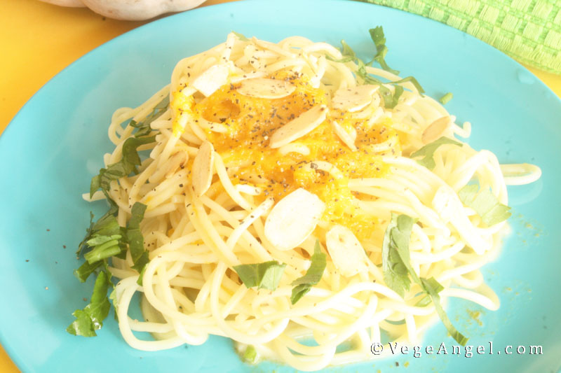 Vegan Recipe: Spaghetti with Soy Pumpkin Sauce