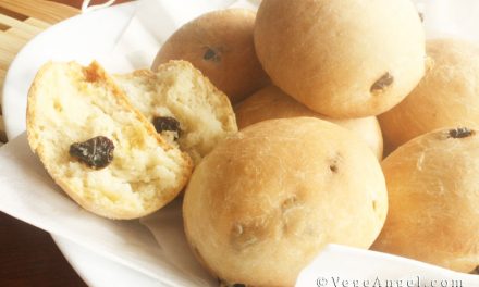 Vegan Recipe: Vegan Raisin Buns