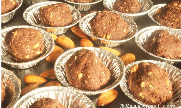 Vegan Recipe: Eggless Almond Chocolate Cookies