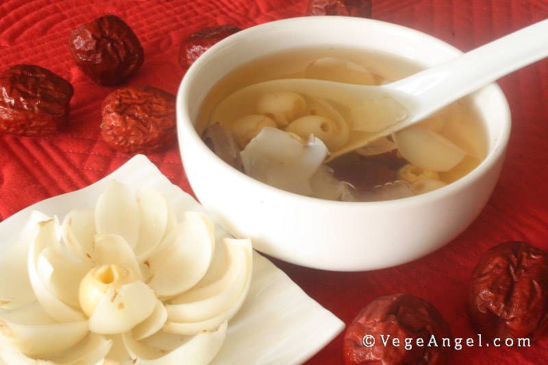 Vegan Recipe: Lotus Seed, Lily Bulb and Red Date Dessert Soup