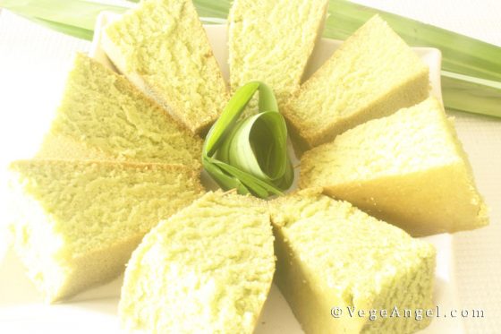 Eggless Pandan Sponge Cake 无蛋斑兰海绵蛋糕