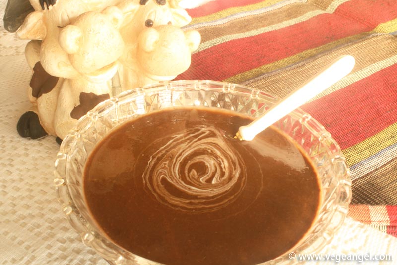 Vegan Recipe: Vegan Oatmeal Chocolate Mousse