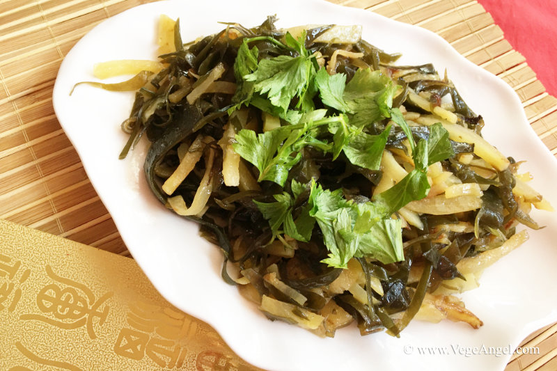 Vegan Recipe: Stir-Fried Kelp and Potato Strips with Organic Sea Salt